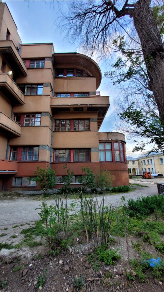 Buildings in Simferopol 2021-05 evening 9