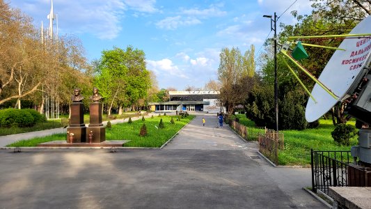 Buildings in Simferopol 2021-05 evening 16