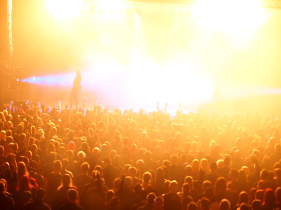 Buehne und publikum etropolis2014 (02)