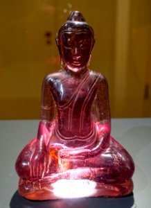 Buddha Sakyamuni, Thailand, Ayutthaya, before 1763 AD, amethyst-coloured glass - Hessisches Landesmuseum Darmstadt - Darmstadt, Germany - DSC00654