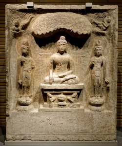 Buddha triad in a niche, Baoqingsi temple, Xi'an, Shaanxi province, China, Tang dynasty, 700s AD, limestone DSC08719