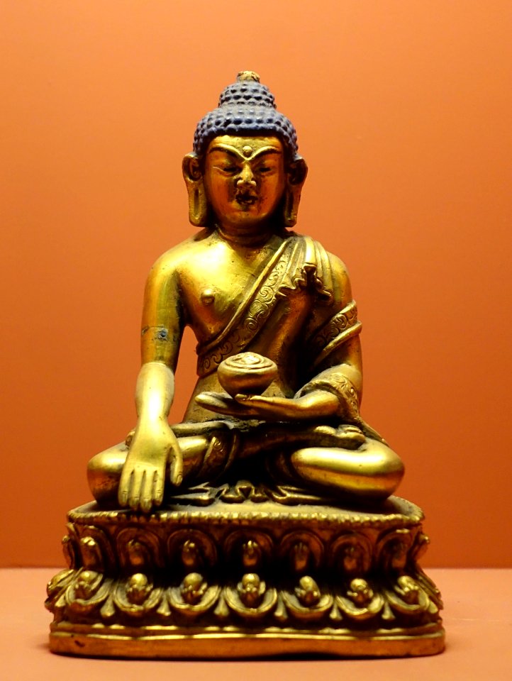Buddha, Tibet, undated, gilt copper - Sichuan Provincial Museum - Chengdu, China - DSC04313