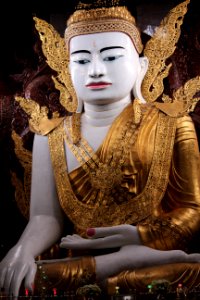 Buddha Statue at Nga Htat Gyi Pagoda at Yangon (10) photo