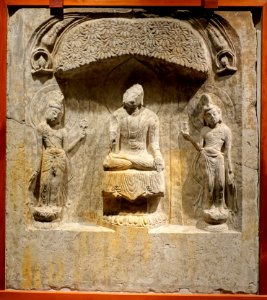 Buddha triad in a niche, Baoqingsi temple, Xi'an, Shaanxi province, China, Tang dynasty, 700s AD, limestone - Tokyo National Museum - Tokyo, Japan - DSC08686 photo