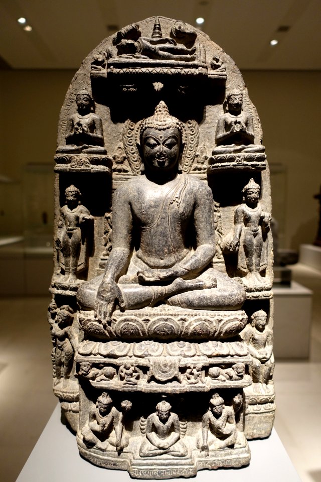 Buddhist image, Bihar, Nalanda region, 10th-11th century AD, schist - Ethnological Museum, Berlin - DSC01614