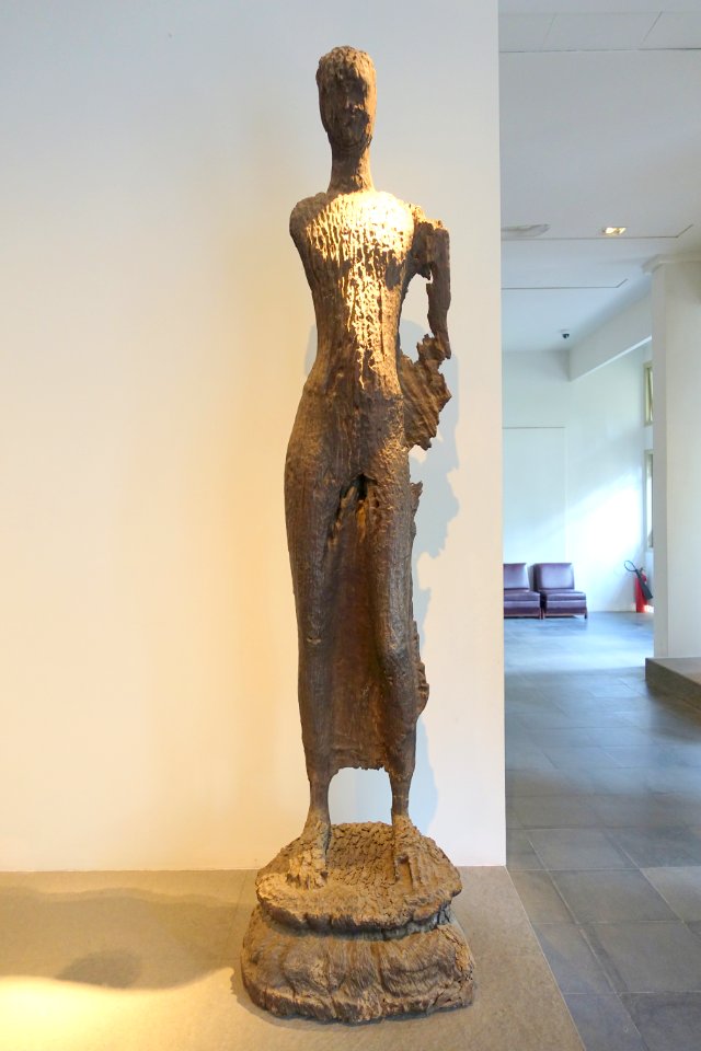 Buddha, Thap Muoi, Dong Thap, 6th-7th century AD, wood - Museum of Vietnamese History - Ho Chi Minh City - DDSC06057