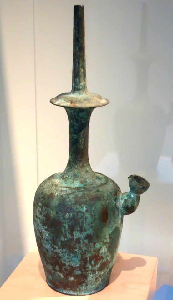 Buddhist kundika (water vessel), Korea, Goryeo dynasty, 12th-13th century, bronze with varied green colouration - Royal Ontario Museum - DSC04206