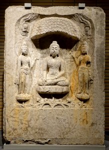 Buddha triad in a niche, Baoqingsi temple, Xi'an, Shaanxi province, China, Tang dynasty, 700s AD, limestone DSC08716