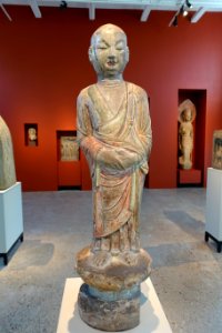 Buddhist monk 2, probably Ananda, China, probably Shanxi province, Tang dynasty, 8th century AD, sandstone, remains of pigments - Östasiatiska museet, Stockholm - DSC09383