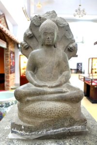 Buddha, Angkor Wat, Cambodia, 12th century, sandstone - Museum of Vietnamese History - Ho Chi Minh City - DSC05918