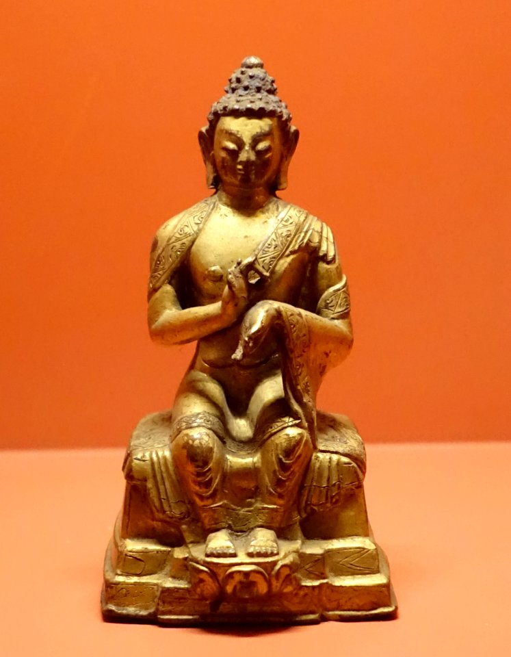 Buddha, Tibet, undated, gilt copper - Sichuan Provincial Museum - Chengdu, China - DSC04315