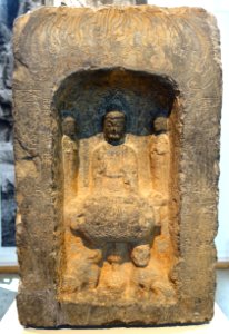 Buddhist stele fragment, side 4 of 4, China, Northern Wei dynasty, early 6th century AD, limestone, traces of pigments - Östasiatiska museet, Stockholm - DSC09388