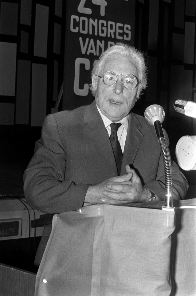 Erebestuurslid Paul de Groot aan het woord, Bestanddeelnr 925-6216