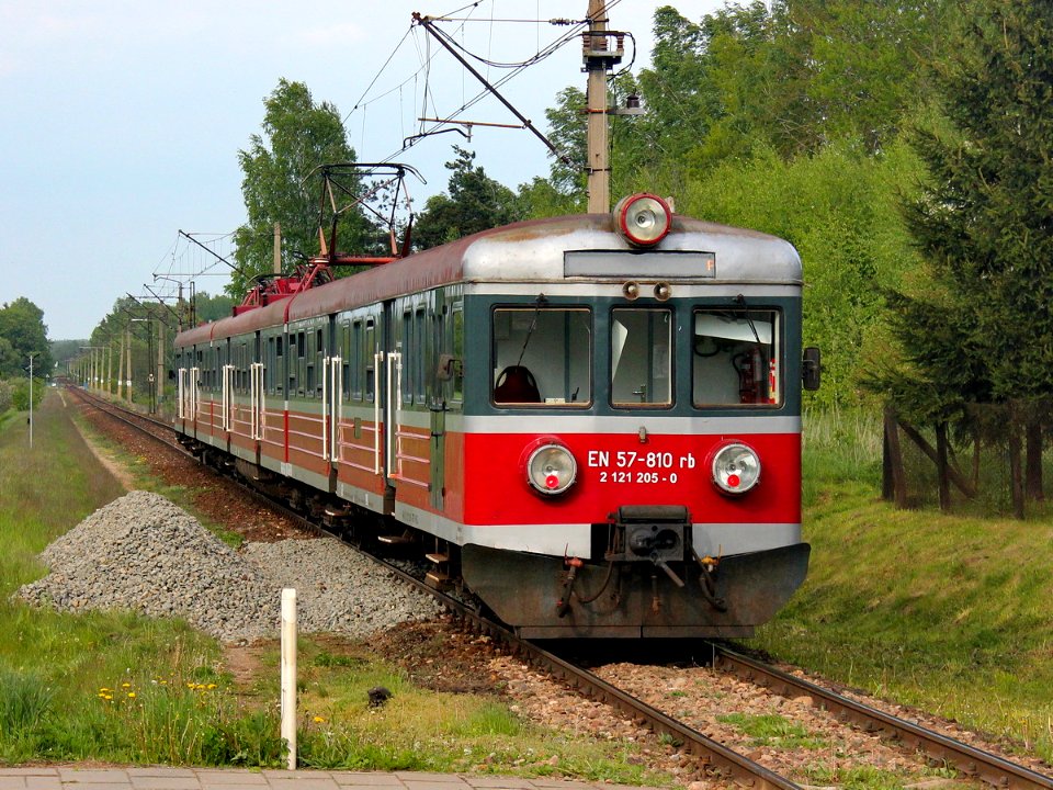 EN57-810, Польша, Подляское воеводство, перегон Махнач - Сокулка (Trainpix 149814)