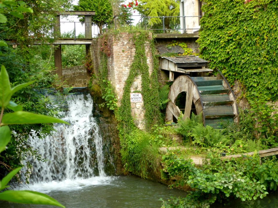 Enquin-les-Mines (Pas-de-Calais, Fr) moulin espagnol sur la Laquette (02)