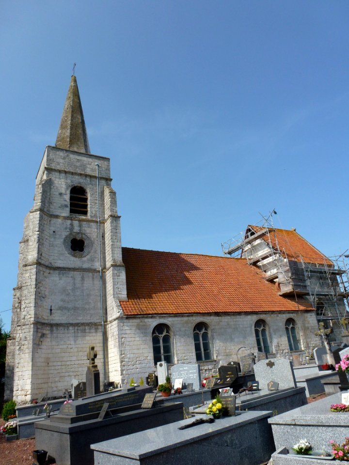 Enquin-les-Mines (Pas-de-Calais, Fr) église de Serny (02)
