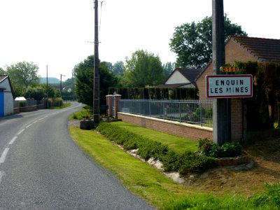 Enquin-les-Mines (Pas-de-Calais, Fr) city limit sign (02)