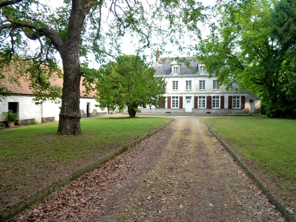 Enquin-les-Mines (Pas-de-Calais, Fr) le Petit château