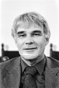 Enquetecommissie RSV getuige drs. P. J. Vos , koppen, Bestanddeelnr 932-9374
