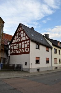 Ennerich, Limburger Straße 11