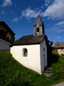 Enneberg-Welschellen-Kapelle-Costalungia