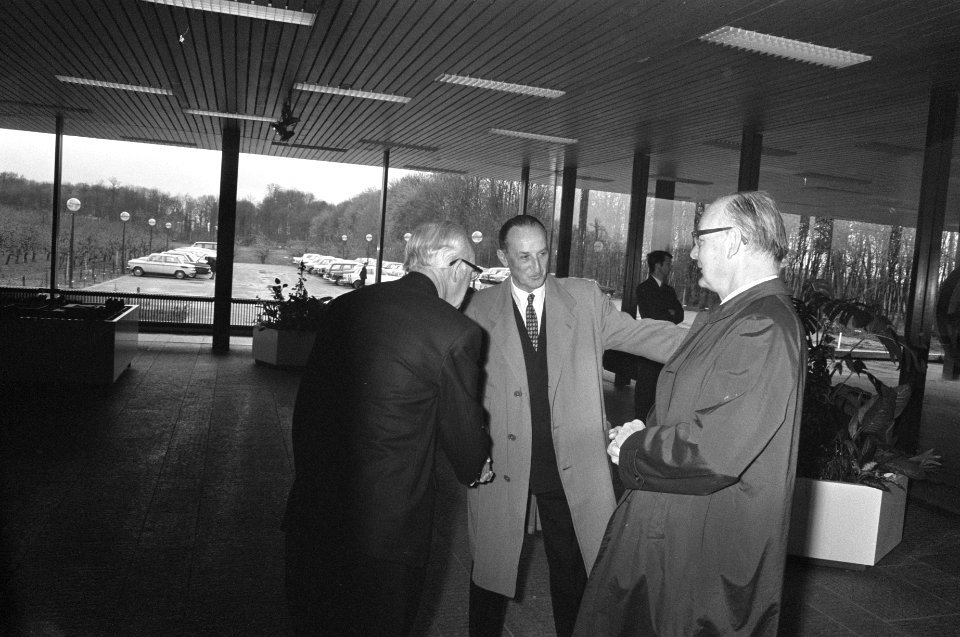 Enkele gasten, Bestanddeelnr 925-5436