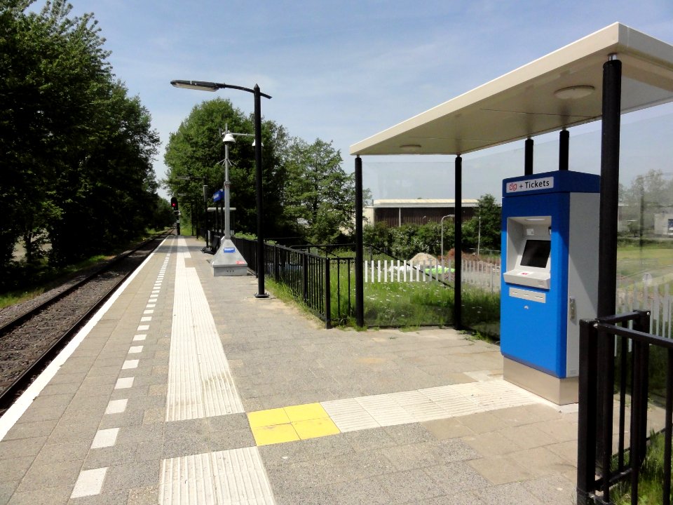 Enschede, station Enschede de Eschmarke, perron