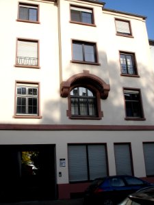 Frankfurt-Bockenheim, Große Seestraße 3, B