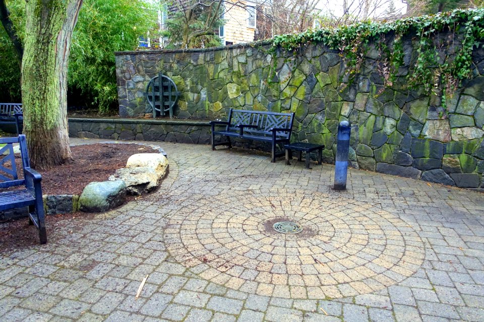 Franklin Street Park - Cambridge, MA - DSC07842