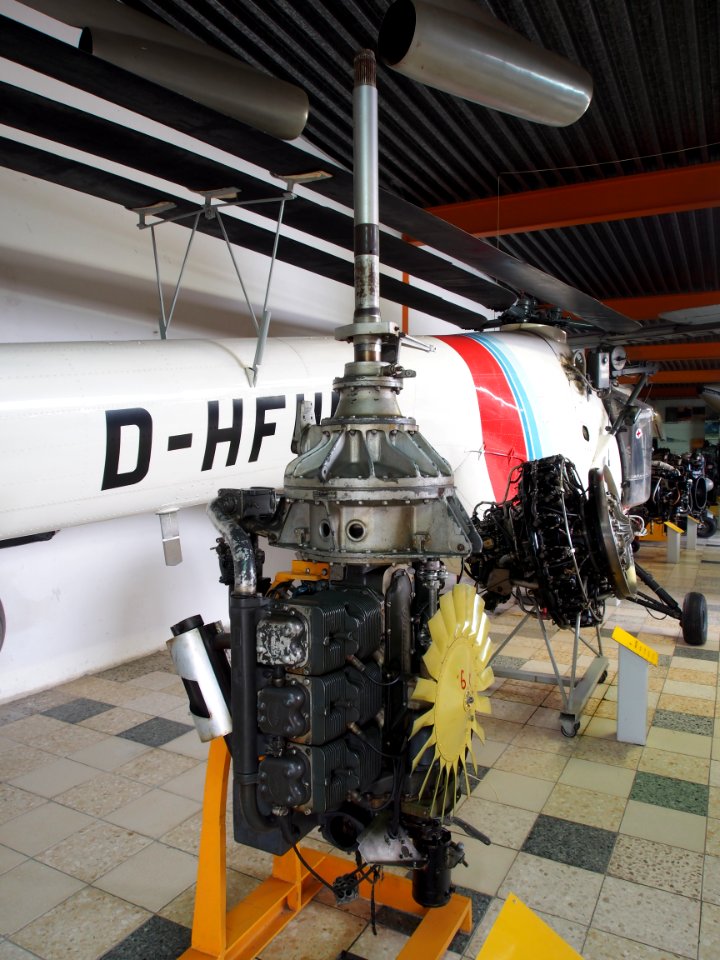Franklin 6V4 178 (1952) used in Hiller UH-23 and Sikorsky S-52 at Flugausstellung Hermeskeil, pic3