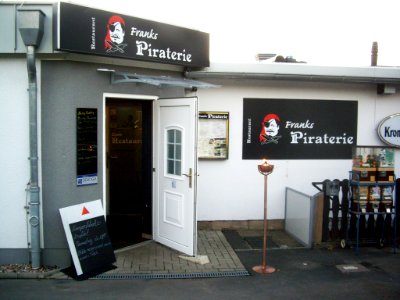 Franks-Piraterie-01