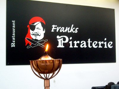 Franks-Piraterie-02
