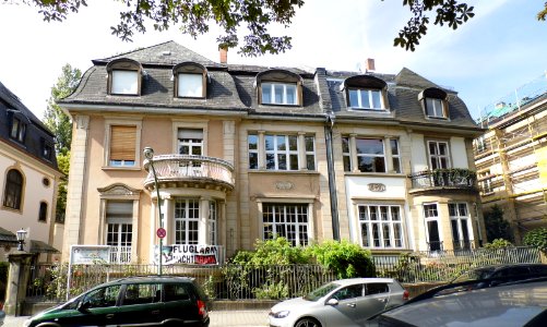 Frankfurt, Zeppelinallee 25-27