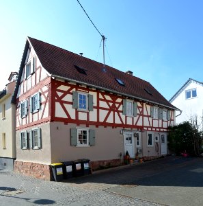 Frankfurt-Seckbach, Zentgrafenstraße 6