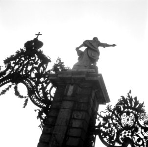 Frankonia-Brunnen gemaakt door Ferdinand von Miller aan de Ehrenhof-zijde van Re, Bestanddeelnr 254-3956