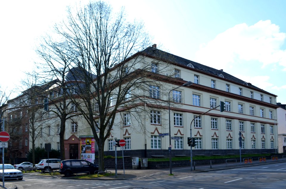 Franklfurt, Habsburgerallee 76