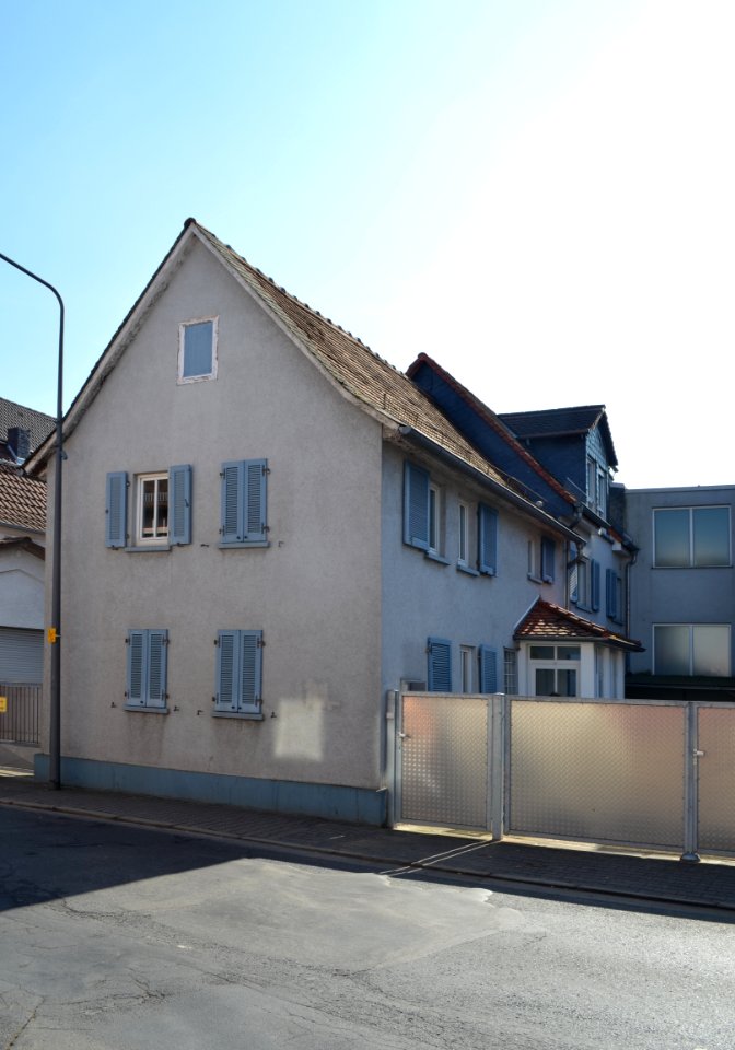 Frankfurt-Seckbach, Wilhelmshöher Straße 168