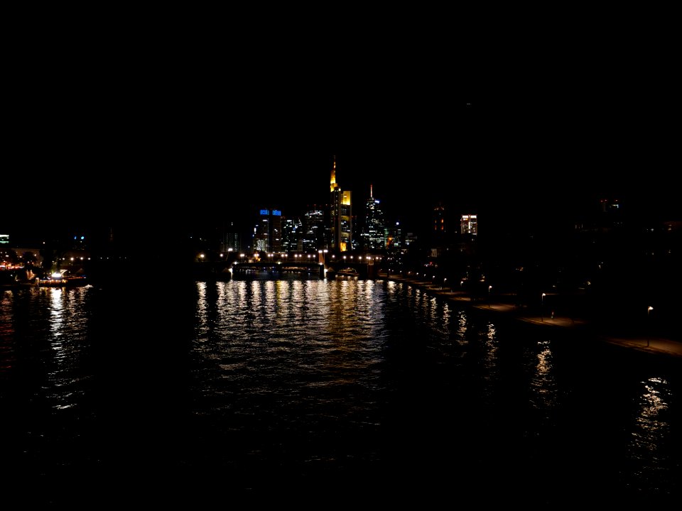 Frankfurt am Main city center at night 2019-09-13 20