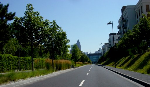Frankfurt-Bockenheim Rebstock, Straße der Nationen 13