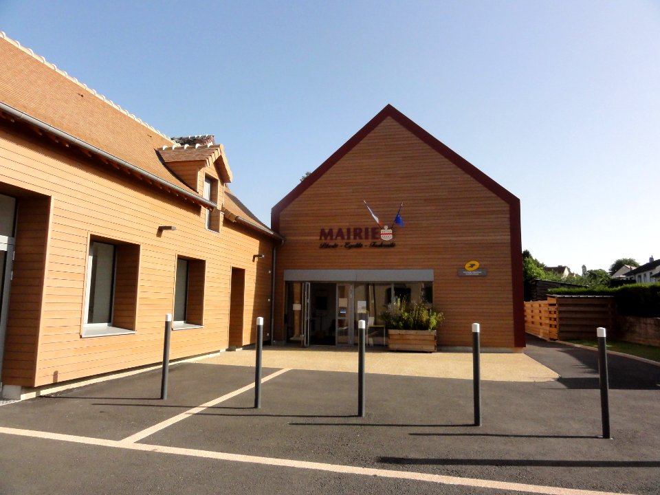 Gesnes-le-Gandelin (Sarthe) mairie