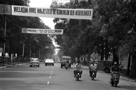 Indonesie, Djakarta, spandoek Welkom Koningin, Bestanddeelnr 924-8611