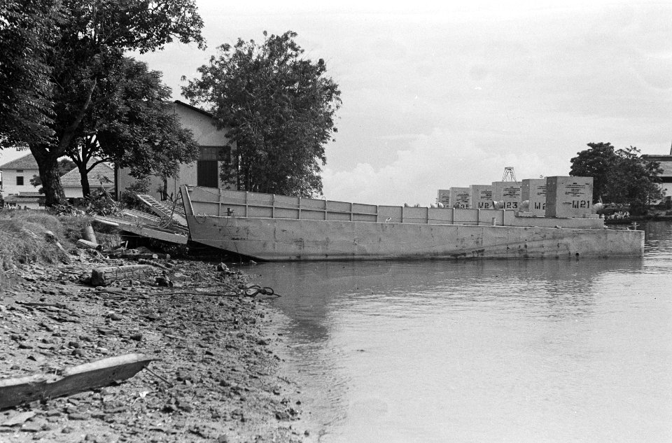 Indonesië, Java, Tandjong Priok, Bestanddeelnr 1560-1-3