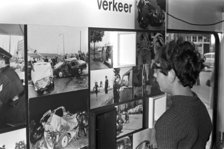 Informatiebus van politie, Amsterdam, Bestanddeelnr 925-7852
