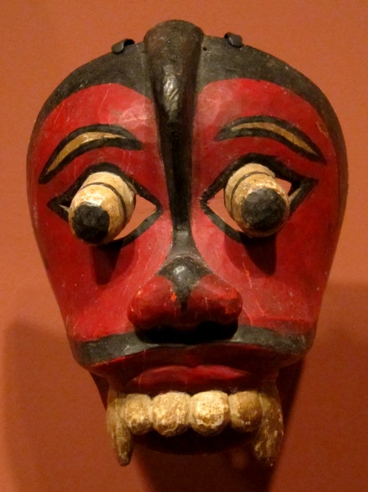 Indonesian mask in the Honolulu Museum of Art, X