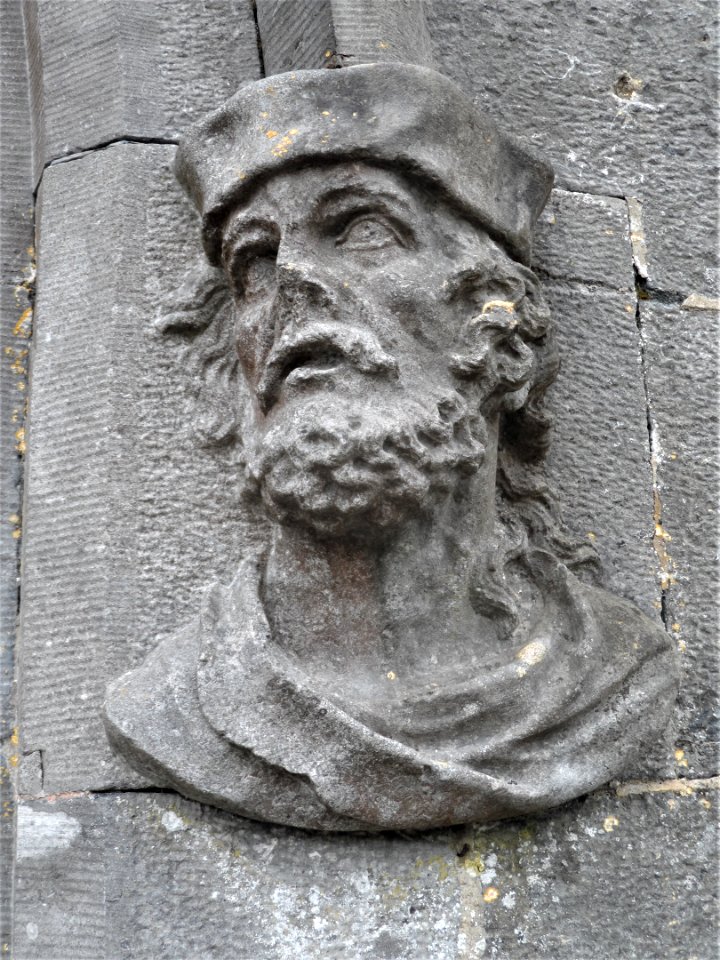 King's head, Dublin castle