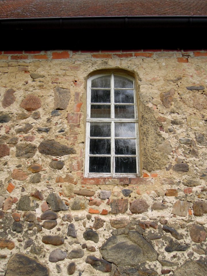 Kirche Reinsdorf -Südfassade Saallicht ostmittig- August 2020