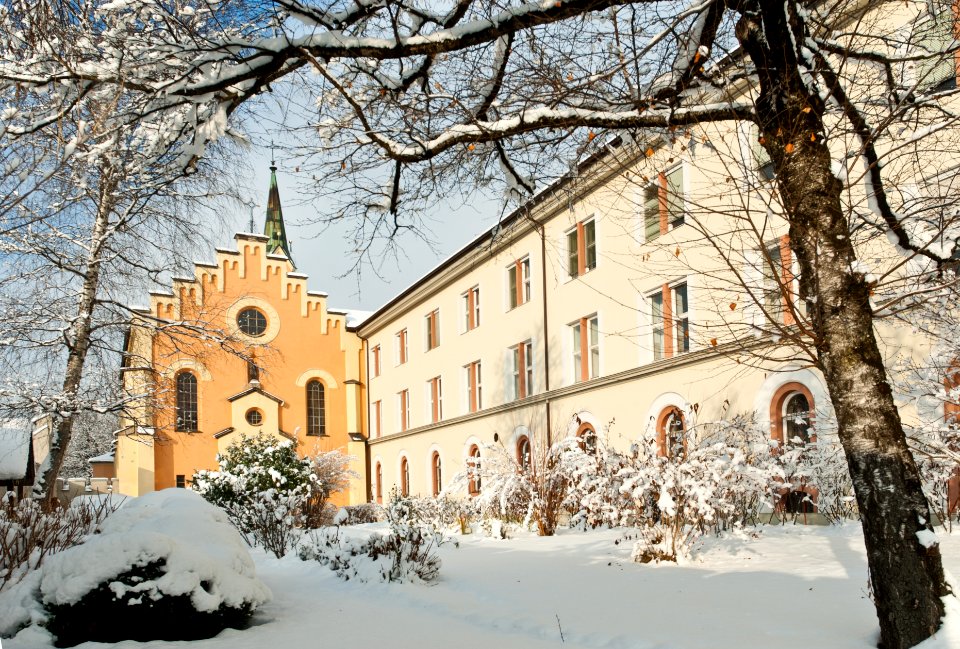 Kirche und Kloster der Heimsuchung in Hall