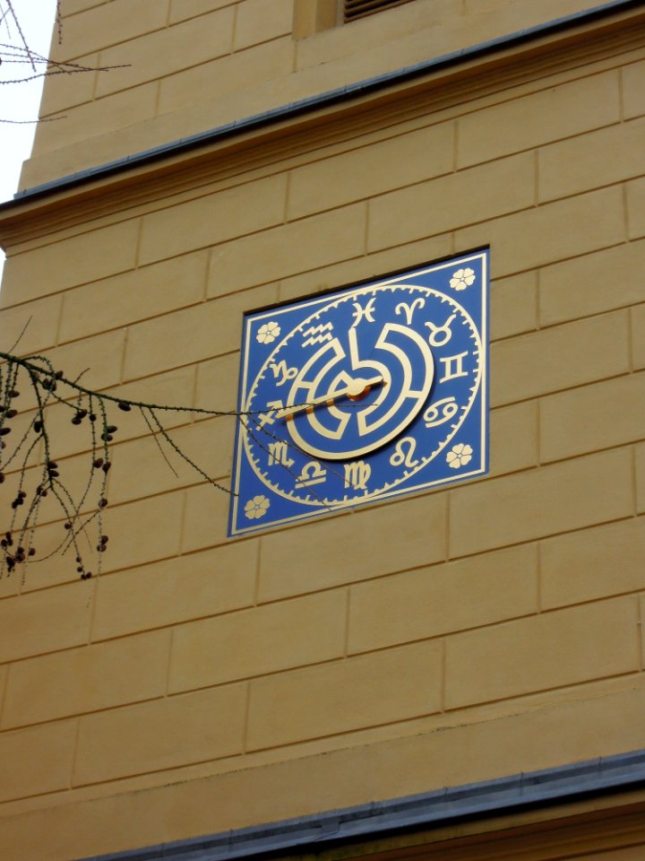 Kirche Woltersdorf -Turmuhr Nordseite im Detail- Ende Dezember 2019