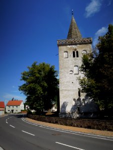 Kirche Trebitz -Westansicht mit Kirchturm- im August 2020