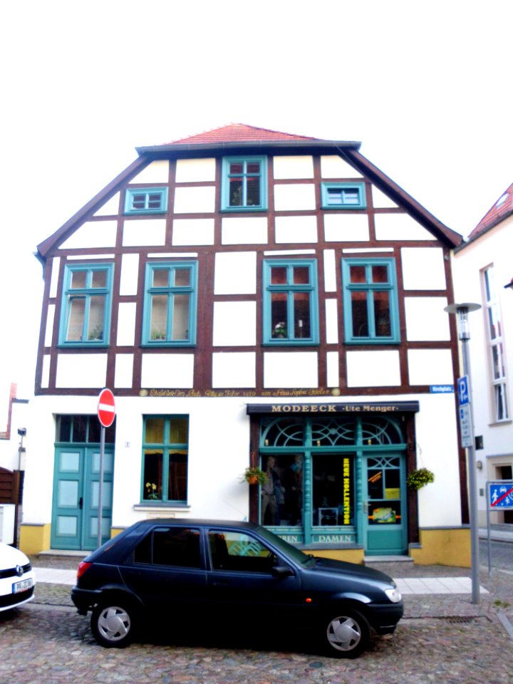 Kirchplatz nr 1 1